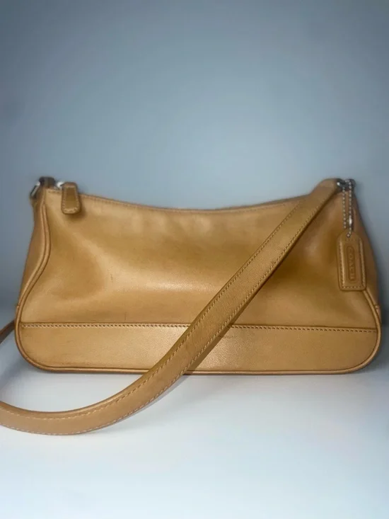 Coach Hampton Demi Leather Baguette VTG Shoulder Bag 7587 COA - Picture 5 of 16